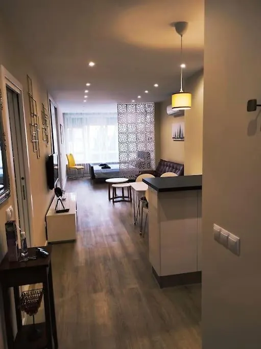 Estudio Centrico En Torremolinos 0*,